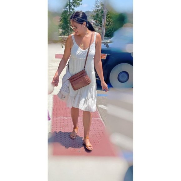 Medium White Beige Flutter Knee length Spring Summer Swing Dress - Picture 3 of 10